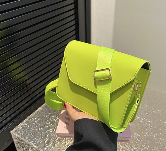 Trendy Crossbody Square Bag for Women (Spring/Summer)