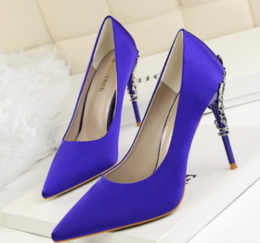 The Soie Royale Silk Stiletto Heel | Evarisluxe