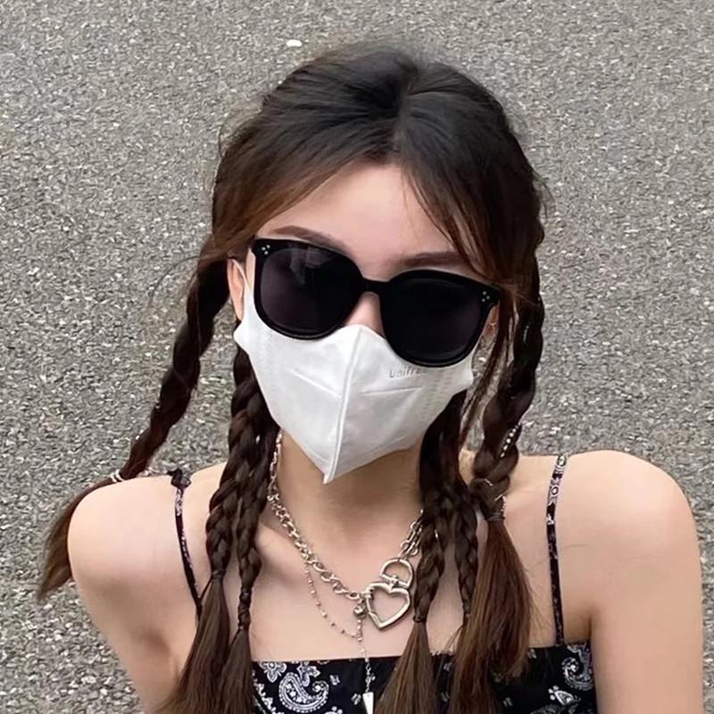 Trendy Retro Sunglasses for Women - UV Protection