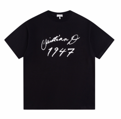 "SEVENTEEN Support T-Shirt with Letter Design"