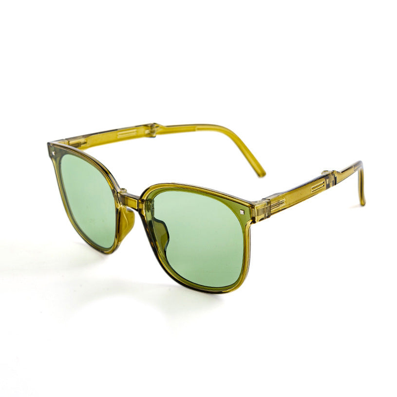 Fashionable Retro Foldable Sunglasses for Women