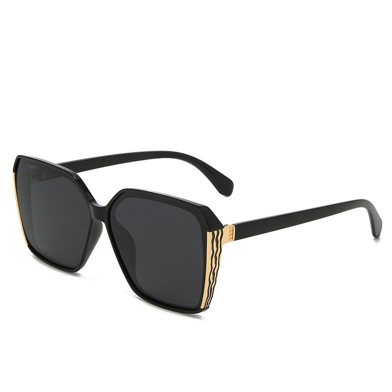 Fashionable Oversized Square Sunglasses for Women X17021