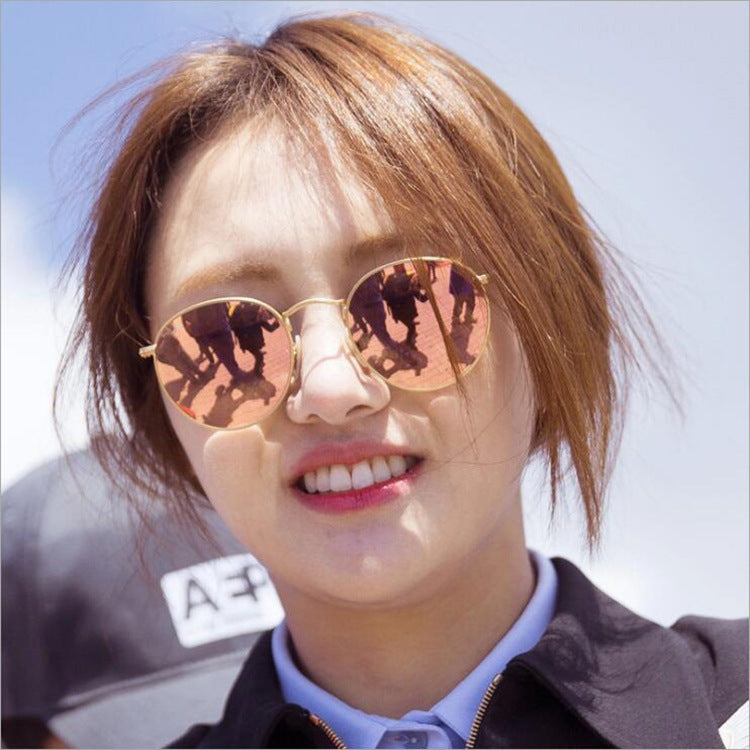 Retro Round Metal Sunglasses for Women (Fashion Style)