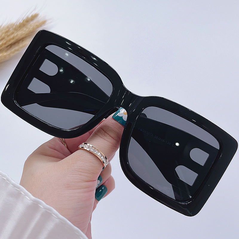 Fashion Brand Black Gradient Square Sunglasses for Women
