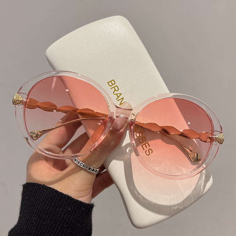 Vintage Round Frame Gradient Sunglasses for Women