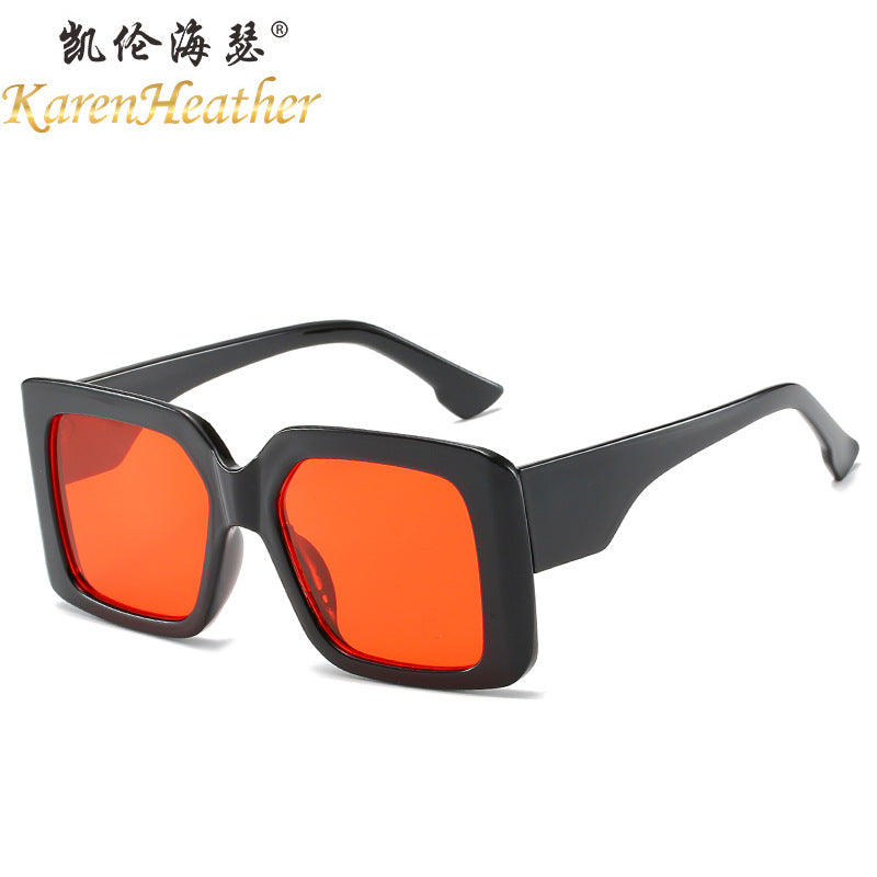 Fashionable Square Sunglasses 9077 for Women