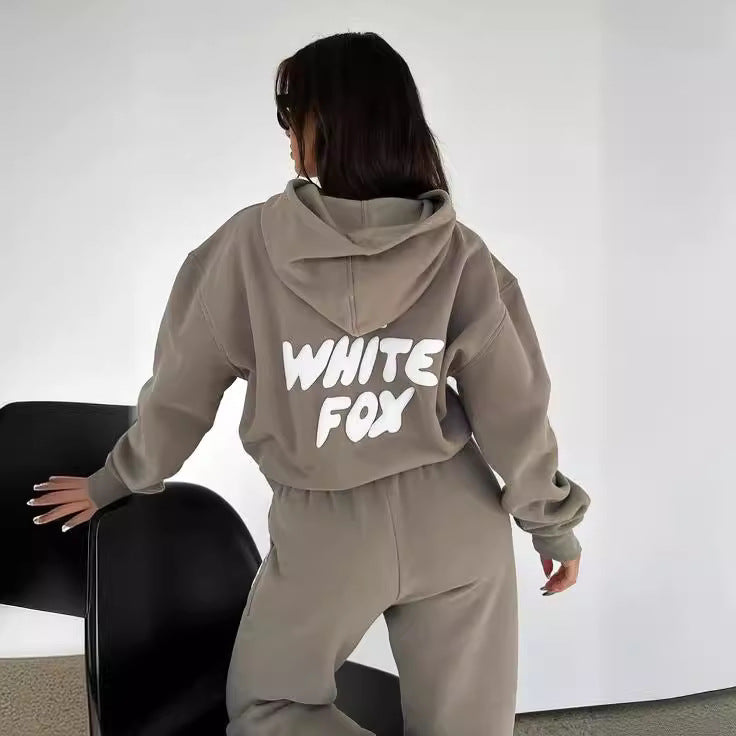 Fashionable Logo Hoodie and Sweatpants Set (2 Pieces)