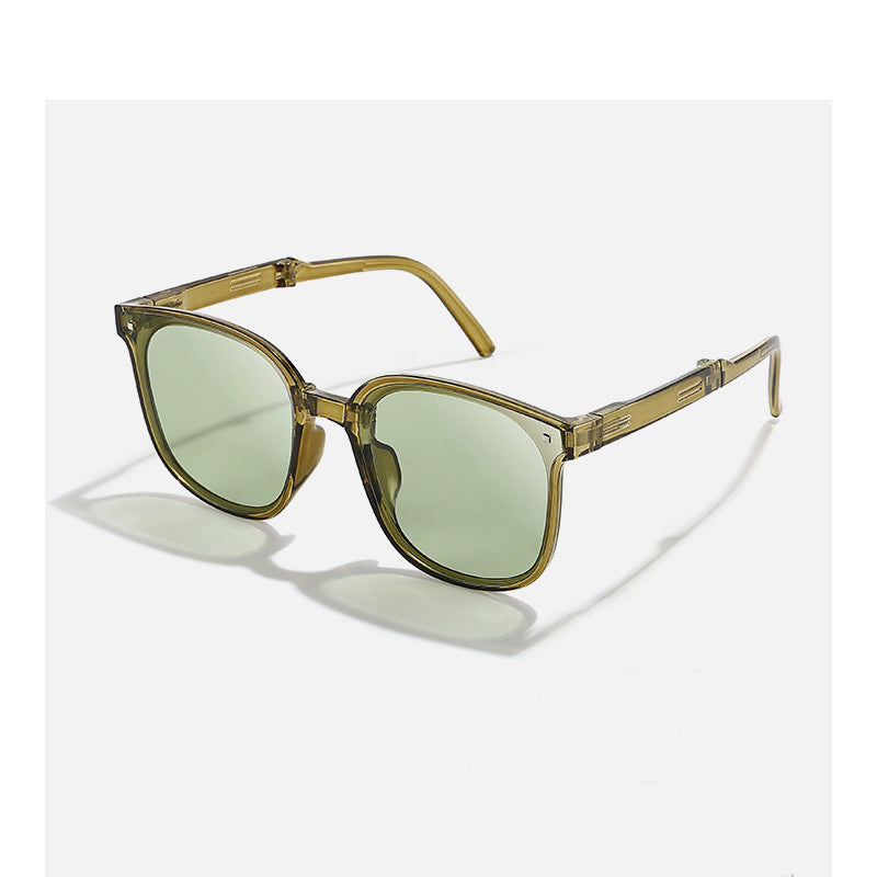 Fashionable Retro Foldable Sunglasses for Women